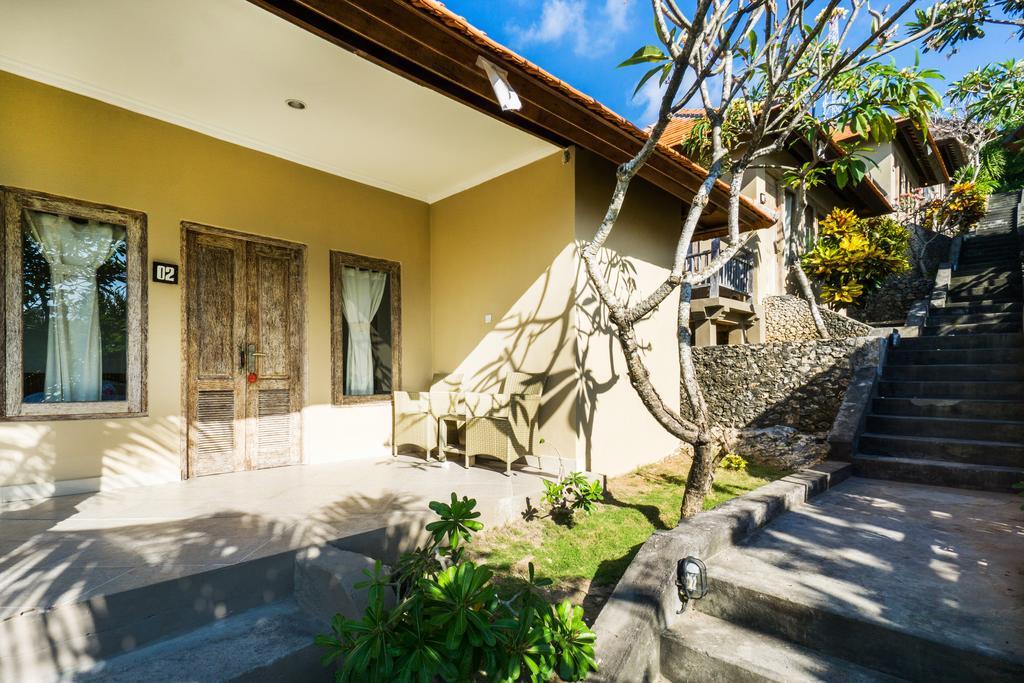 Ware Ware Surf Bungalow Lembongan Exterior photo